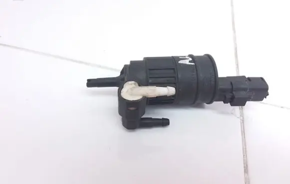 Nissan Almera N16 Windscreen/windshield washer pump 7700430702