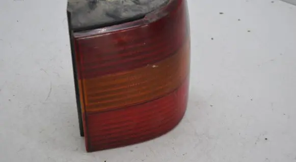 Volkswagen PASSAT B4 Rear/tail lights 3A9945112