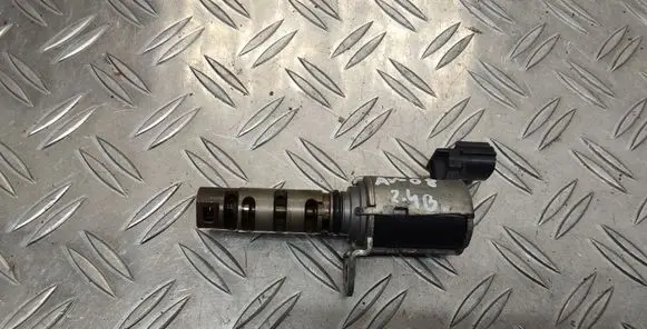 Toyota Avensis T250 Camshaft vanos timing valve 