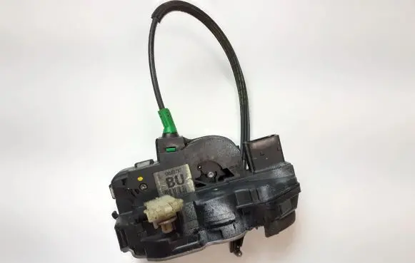 Opel Insignia A Rear door lock 13503787 E509E301723U176
