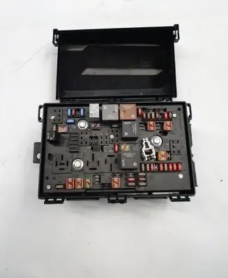 Chevrolet Volt I Fuse box set 22803988 22785254