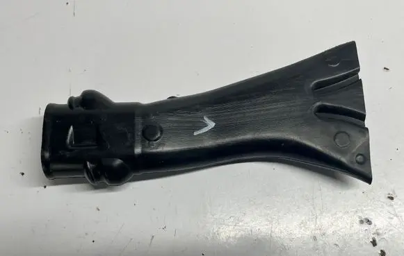 Volvo V70 Cabin air duct channel 31101155