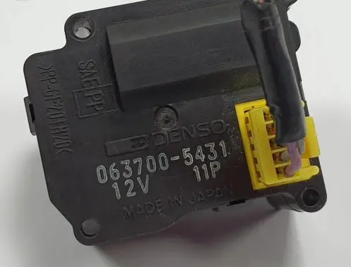 Jaguar XJ X300 A/C air flow flap actuator/motor 063700-5431