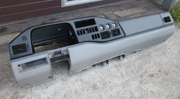 Volkswagen II LT Dashboard 9016890739 2D1857177A 9016800007