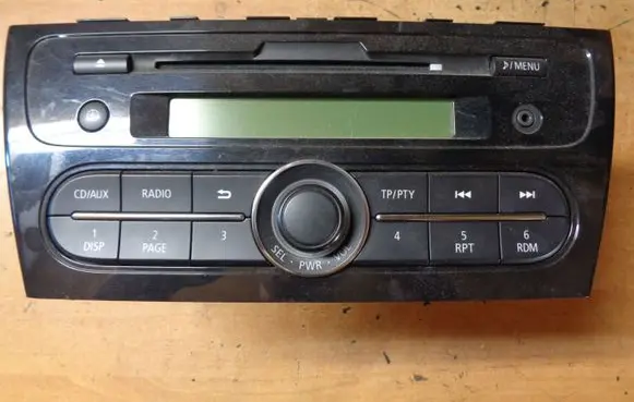 Radio/CD/DVD/GPS head unit