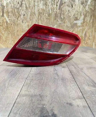 Mercedes-Benz C W204 Rear/tail lights A2048200264