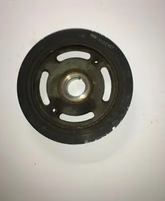 Nissan Qashqai+2 Crankshaft pulley 30303T7