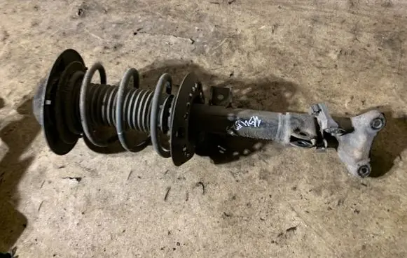 Mercedes-Benz CLS C218 X218 Front shock absorber/damper A2183204613