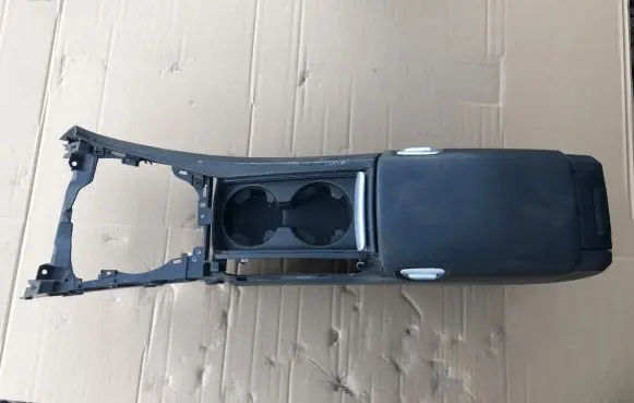 Volvo V70 Center console
