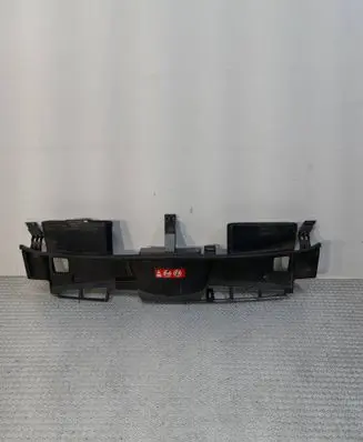 Mercedes-Benz E W212 Radiator trim A2125000455 A2125000555 A2125000655
