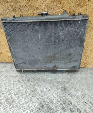 Mitsubishi L200 Coolant radiator MR571147 4221325571