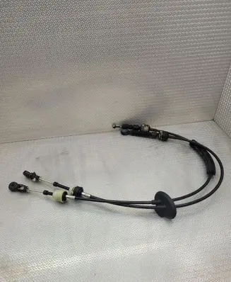 Gear shift cable linkage