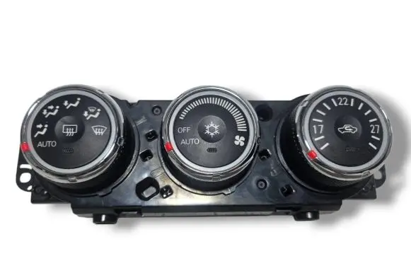 Mitsubishi Outlander Climate control unit 7820A082XC 3863241 9129A