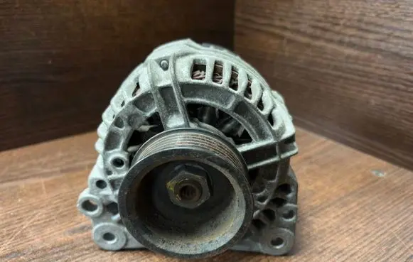 Volkswagen Transporter - Caravelle T4 Generator/alternator 0124515013 0124515013K