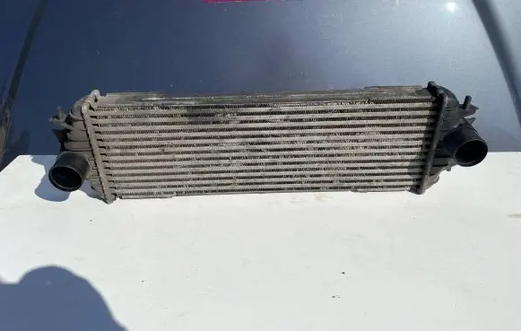 Opel Vivaro Intercooler air channel guide 7700312903G 91166035 868926QJ