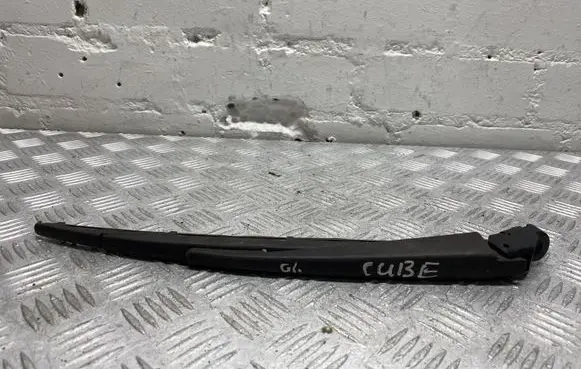Nissan Cube Z12 Rear wiper blade arm