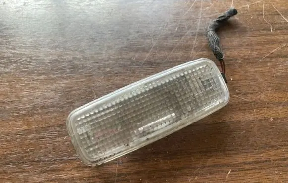 Audi A6 S6 C5 4B Other interior light 8L0947105A
