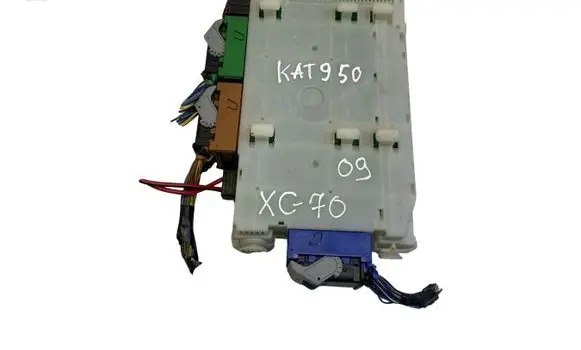 Volvo XC70 Fuse module 7G9T14C256FA 30765624AE