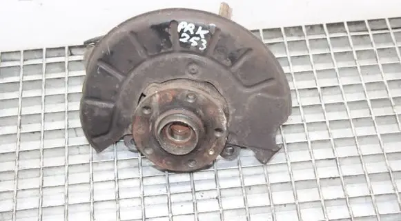 Volkswagen Scirocco Front wheel hub