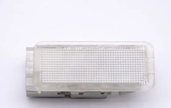 Peugeot 308 Boot/trunk interior light 