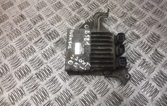 Toyota Avensis T250 Fuel injection control unit/module 8987120070
