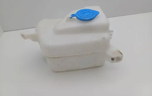 Suzuki Grand Vitara I Windshield washer fluid reservoir/tank 060351928