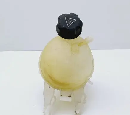 Peugeot 207 Coolant expansion tank/reservoir 9652621280B