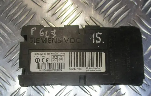 Peugeot 607 Other devices 9656842580