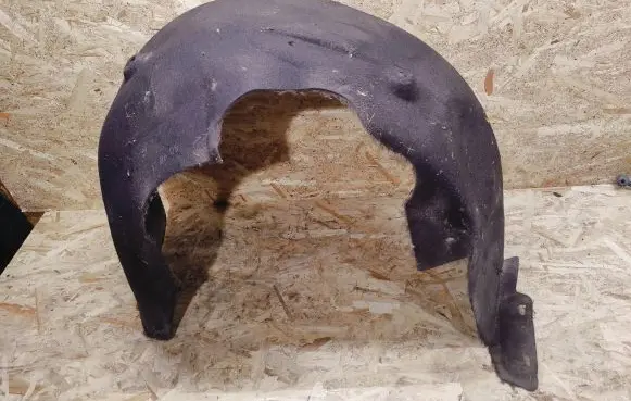 Maserati Quattroporte Front wheel arch liner splash guards