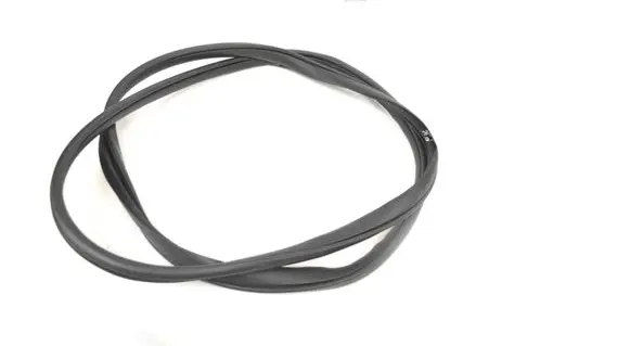 Mazda CX-5 Rubber seal front coupe door 4E020719