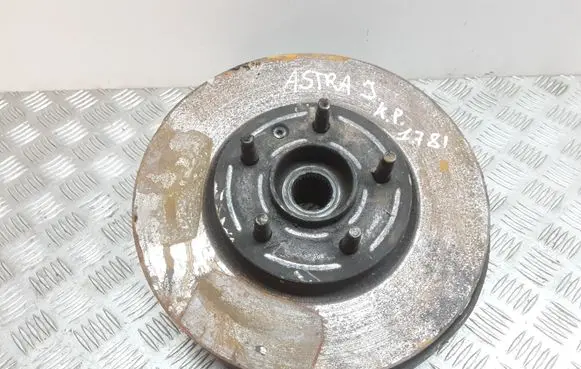 Opel Astra J Front wheel hub