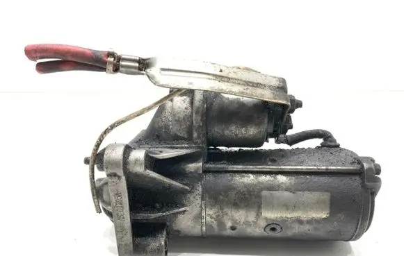 Opel Vivaro Starter motor
