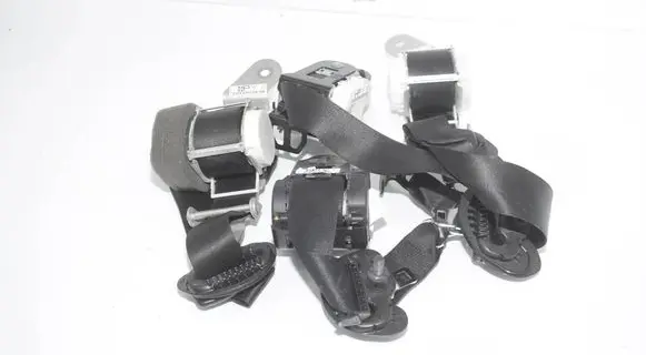 BMW 2 F46 Rear seatbelt 7332235 7375643 7332242
