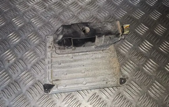 Ford Fiesta Engine control unit/module 6S6112A650GD S120977313D S120977313