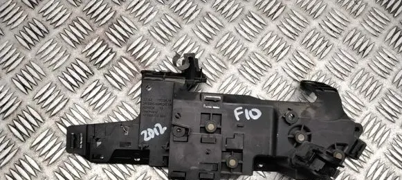 BMW 5 F10 F11 Other engine bay part 7823478
