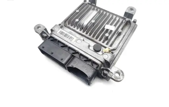 Mercedes-Benz C AMG W204 Engine control unit/module A6519005301 28292738 A6519013301