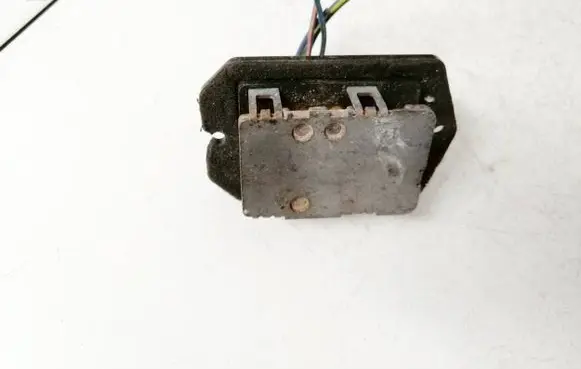 Dodge Caliber Heater blower motor/fan resistor 3h553