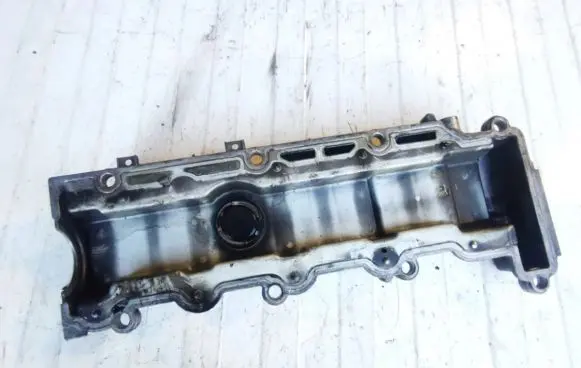 Opel Vectra B Rocker cam cover 90528787 0073485