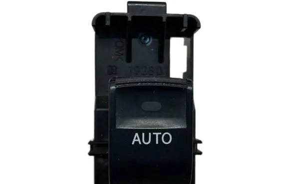 Toyota Prius (XW30) Electric window control switch 192801