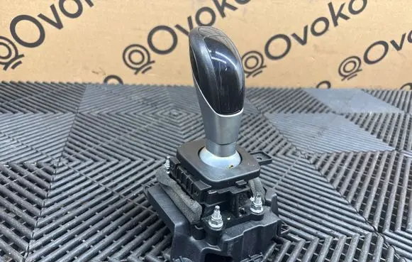 Alfa Romeo Stelvio Gear shifter/selector 1561325970