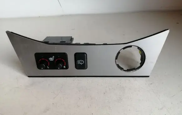 Lexus RX 330 - 350 - 400H Seat heating switch 5543248130 453421