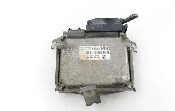 Seat Cordoba (6K) Engine control unit/module 5WP4883 6K0906019