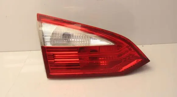 Ford Focus Tailgate rear/tail lights