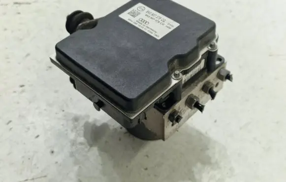 Audi A5 8T 8F ABS Pump 8K0907379CG 8K0614517GF