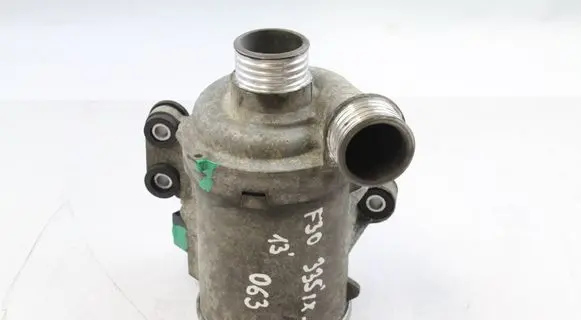 BMW 3 F30 F35 F31 Water pump 7596763 8635090 11518635090