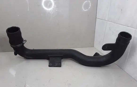 Audi A4 S4 B5 8D Intercooler hose/pipe 8D0145840M