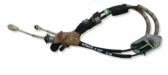 Hyundai Kona I Gear shift cable linkage 3700J9110