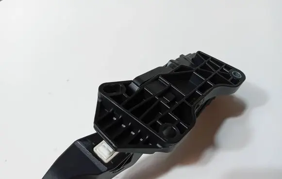 Peugeot 2008 I Accelerator throttle pedal 9671433780 0674410