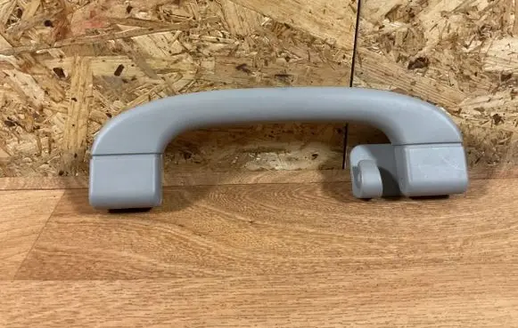 BMW 5 E60 E61 Rear interior roof grab handle 7033661