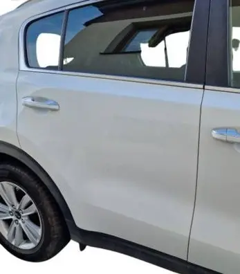 KIA Sportage Rear door